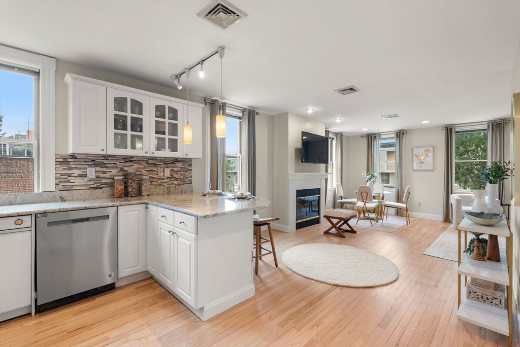 253-255 Main St #2, Boston, MA, 253-255 Main St #2, Boston, MA Photo #12
