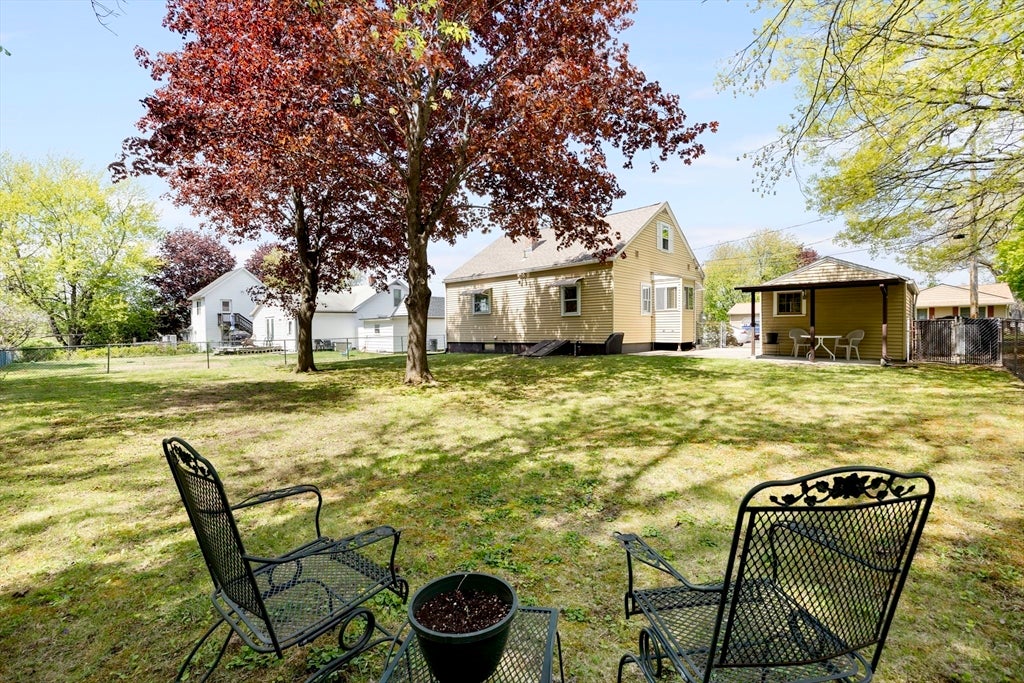 62 Lincoln Avenue, South Hadley, MA Photo #9