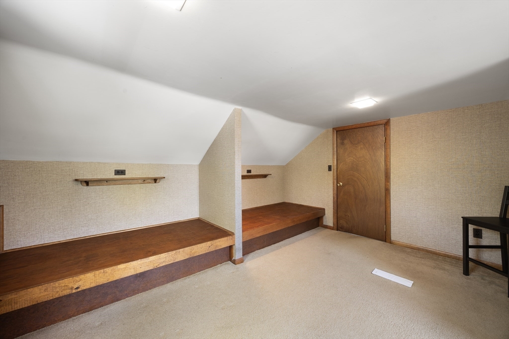 62 Lincoln Avenue, South Hadley, MA Photo #37