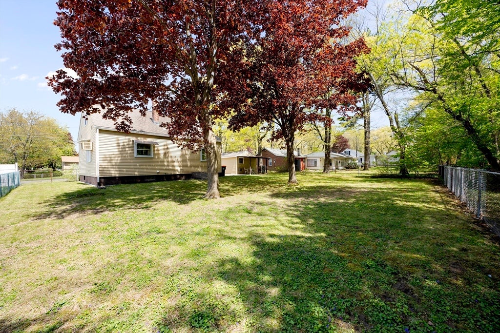 62 Lincoln Avenue, South Hadley, MA Photo #10