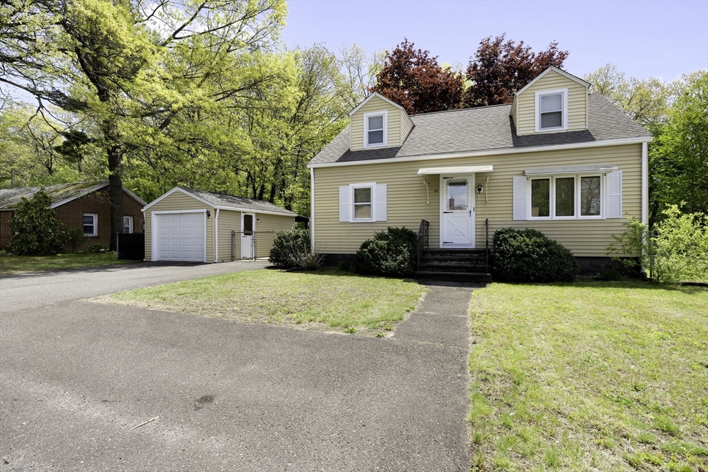62 Lincoln Avenue, South Hadley, MA Photo #7