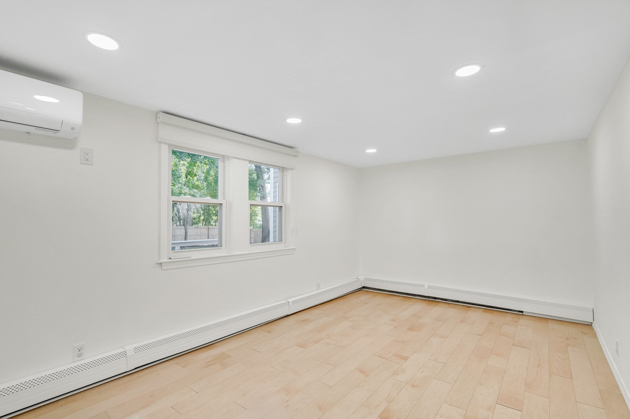 13 Milford Ave, Natick, MA Photo #20