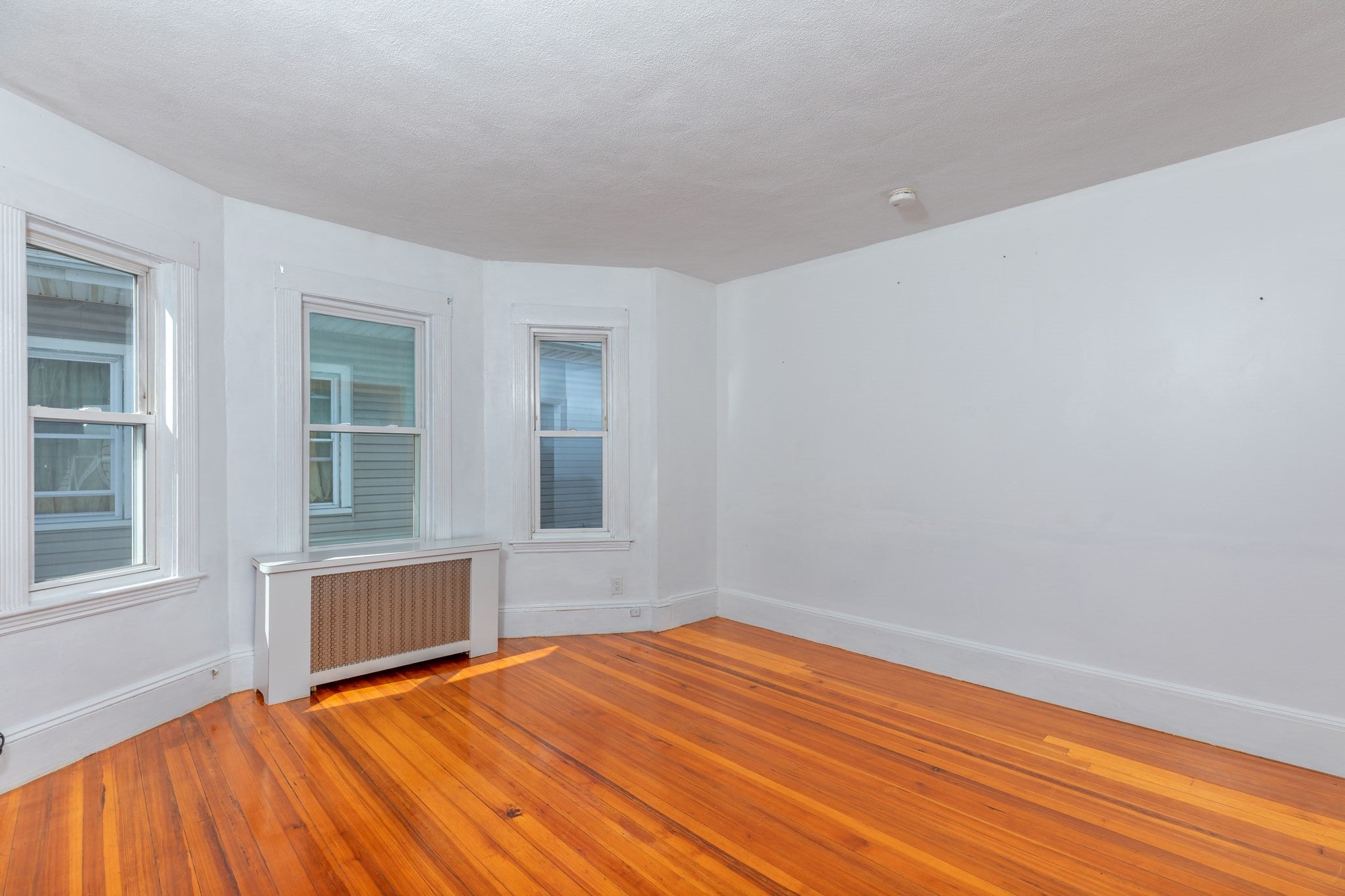 1738-1740 N Shore Rd, Revere, MA, 1738-1740 N Shore Rd, Revere, MA Photo #4