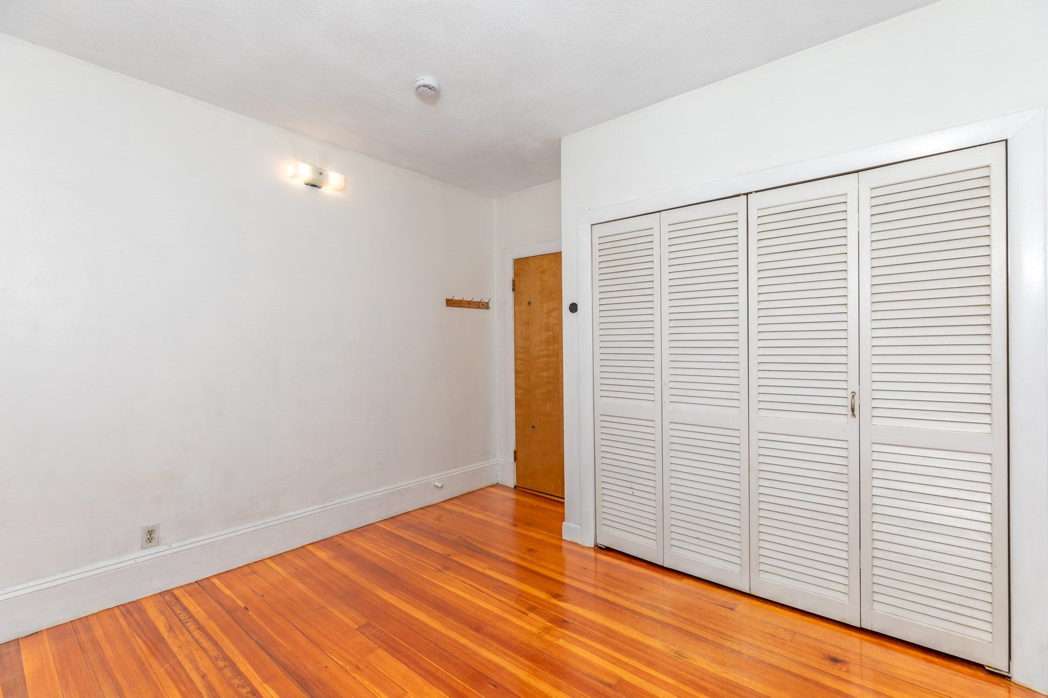1738-1740 N Shore Rd, Revere, MA, 1738-1740 N Shore Rd, Revere, MA Photo #15