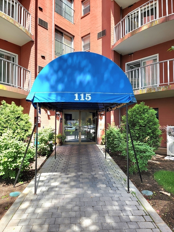 115 W Squantum St 1011