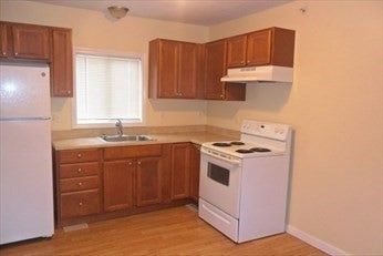 848 Waverly St #4, Framingham, MA, 848 Waverly St #4, Framingham, MA Photo #4