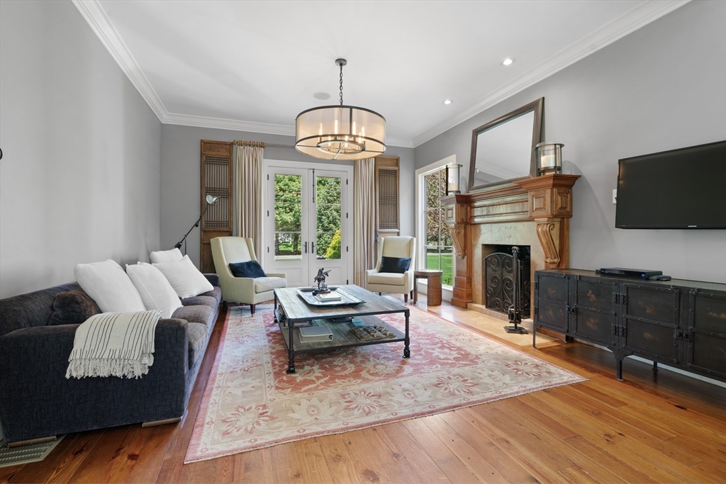 21 Bemis Street, Weston, MA Photo #12