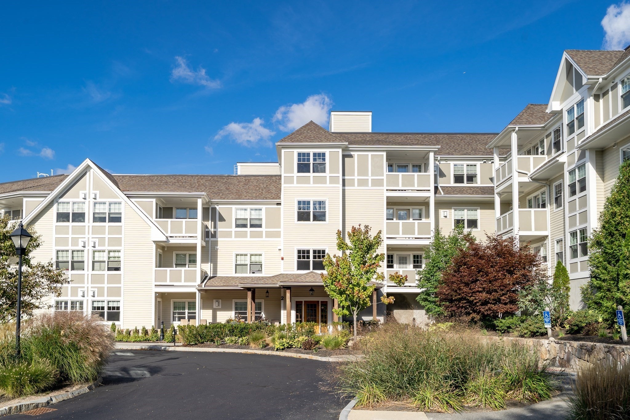 2 Manor Terrace #216, Lexington, MA, 2 Manor Terrace #216, Lexington, MA Photo #1