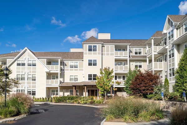 2 MANOR TER, LEXINGTON, MA 02420 - Image 253bd7c38d9df7e7d54764b665f88d13/3676248593