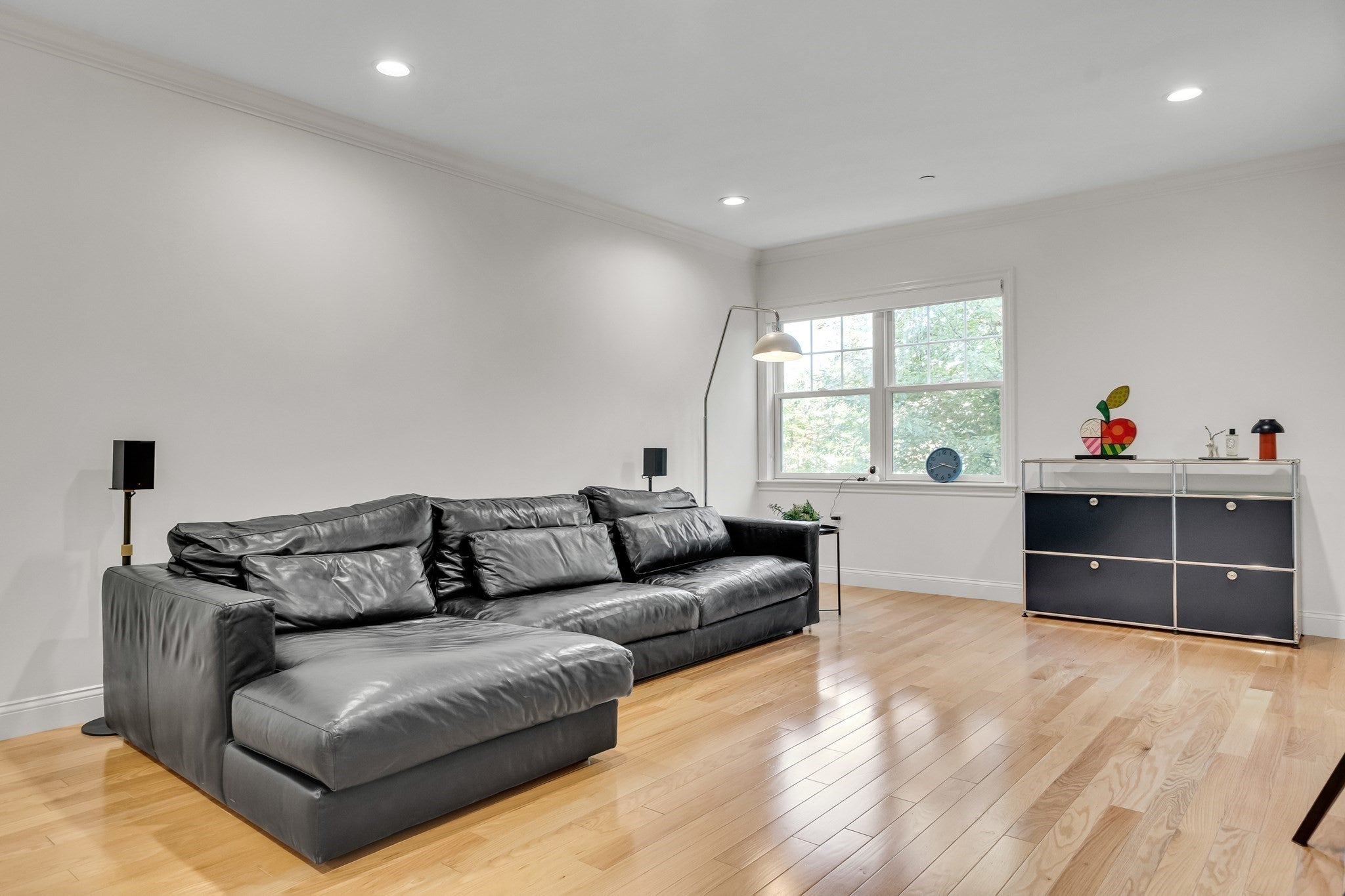 2 Manor Terrace 216