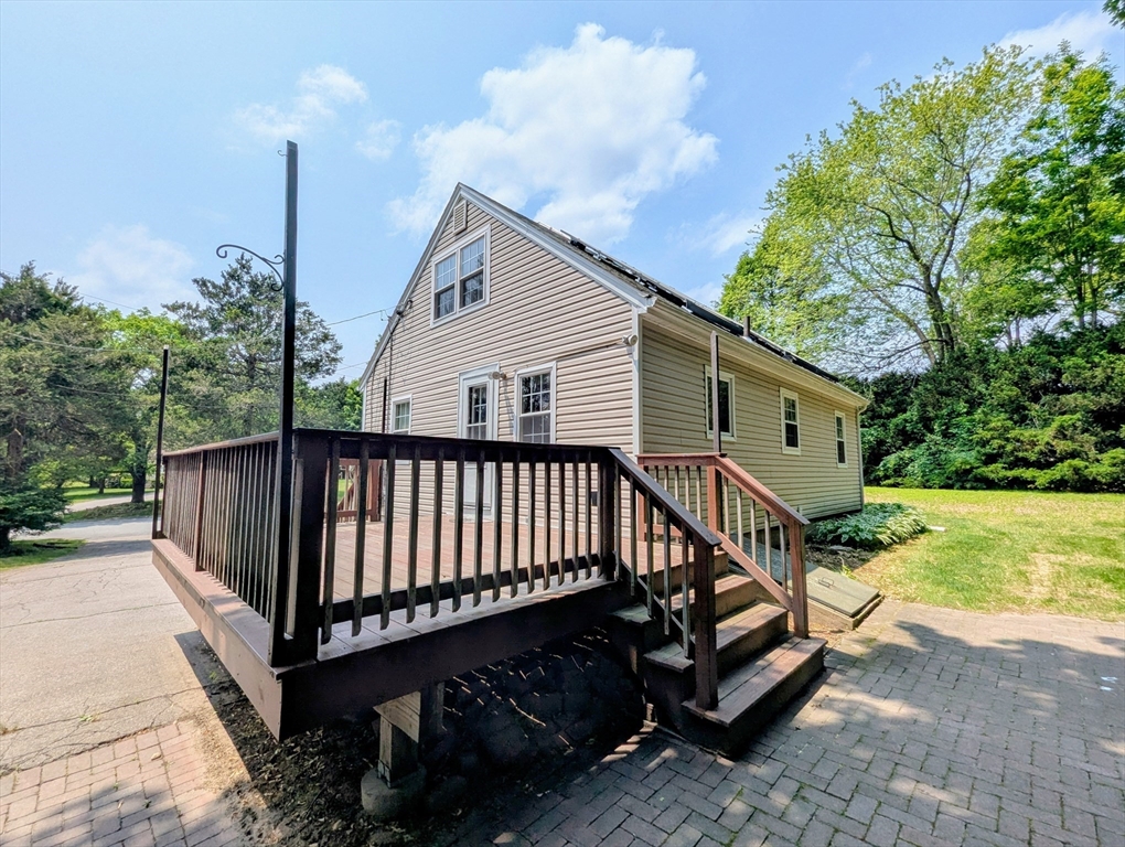 Franklin, Massachusetts 02038, United States, 4 Bedrooms Bedrooms, ,1 BathroomBathrooms,Residential,Pending,150367