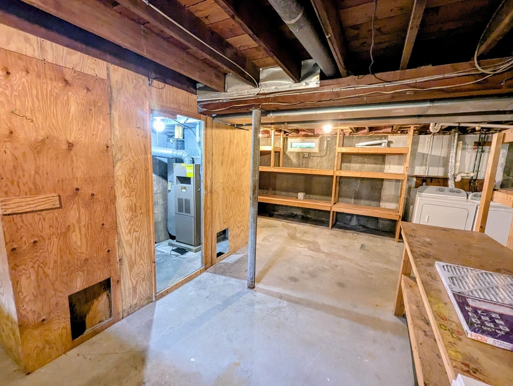 Franklin, Massachusetts 02038, United States, 4 Bedrooms Bedrooms, ,1 BathroomBathrooms,Residential,Pending,150367