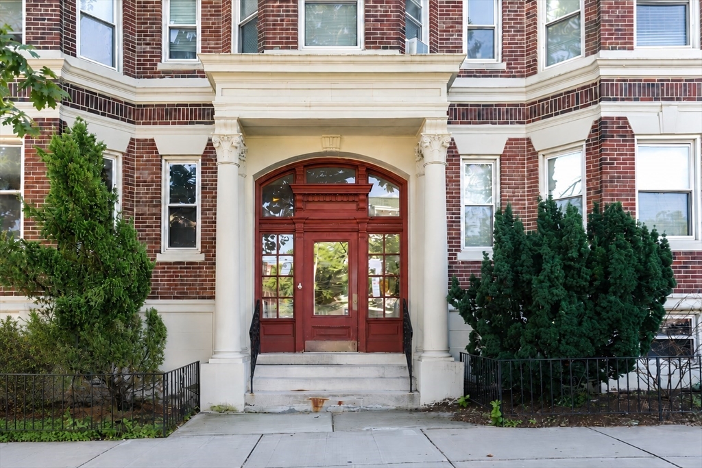 1330 Commonwealth Avenue #12A, Boston, MA Photo #2