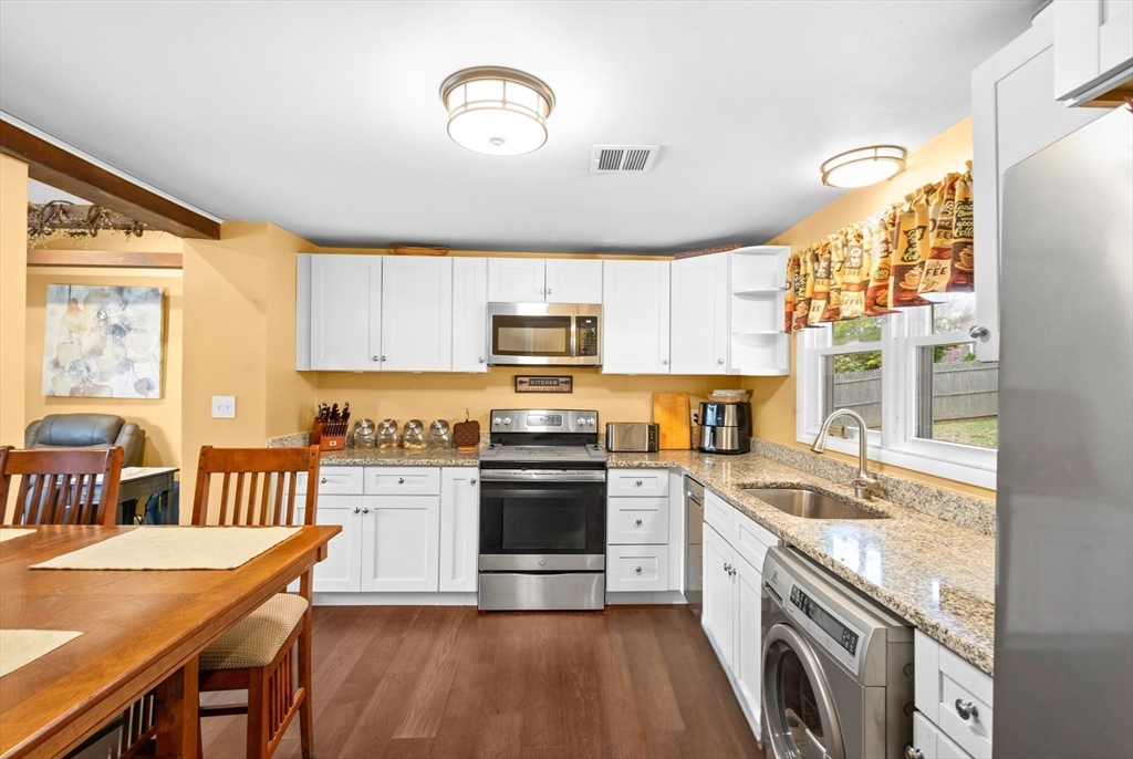 201 Caroline Dr