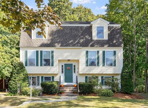 22 River Rd Pepperell MA 01463