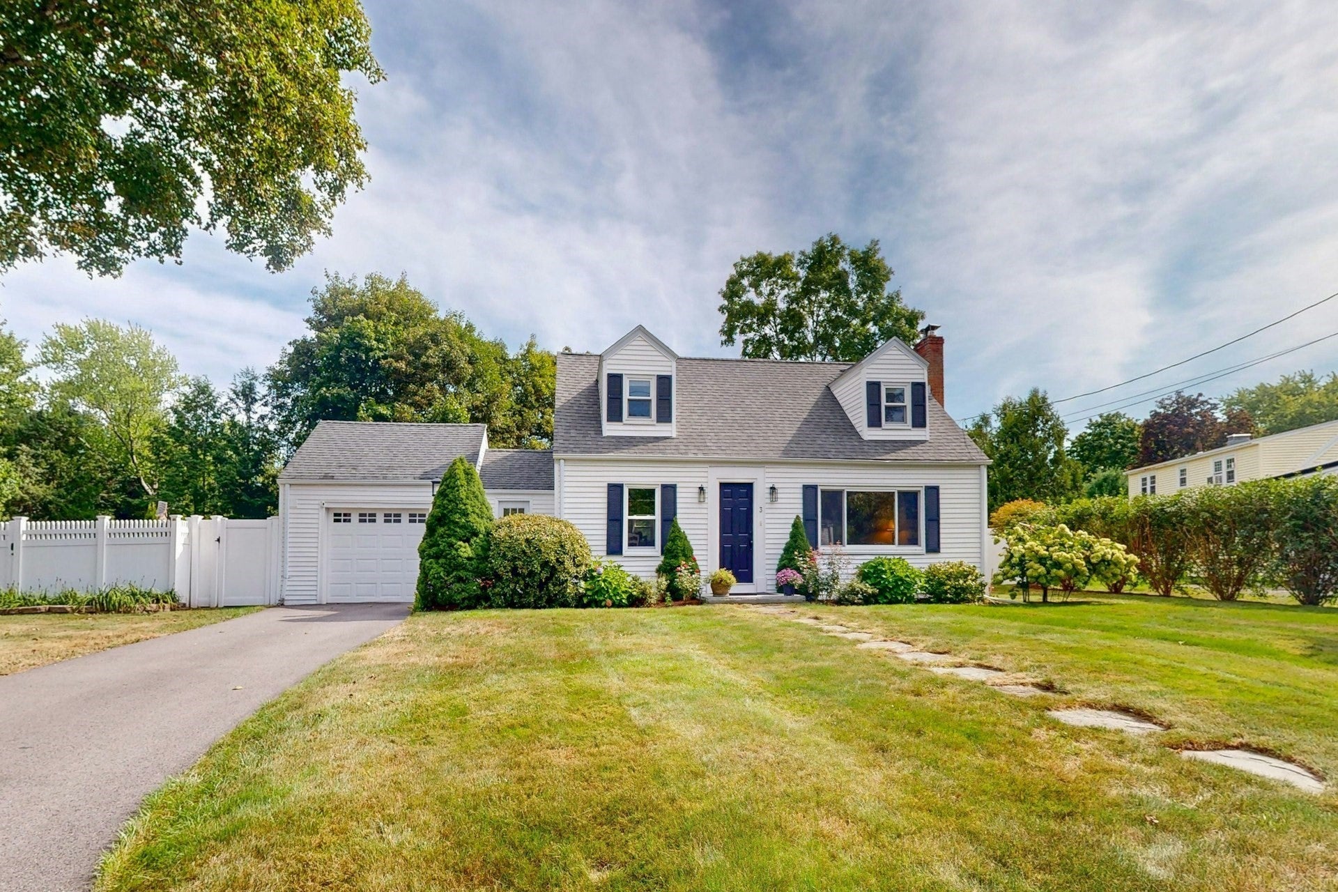 Photo of 3 Remsen Ave, Medfield, MA