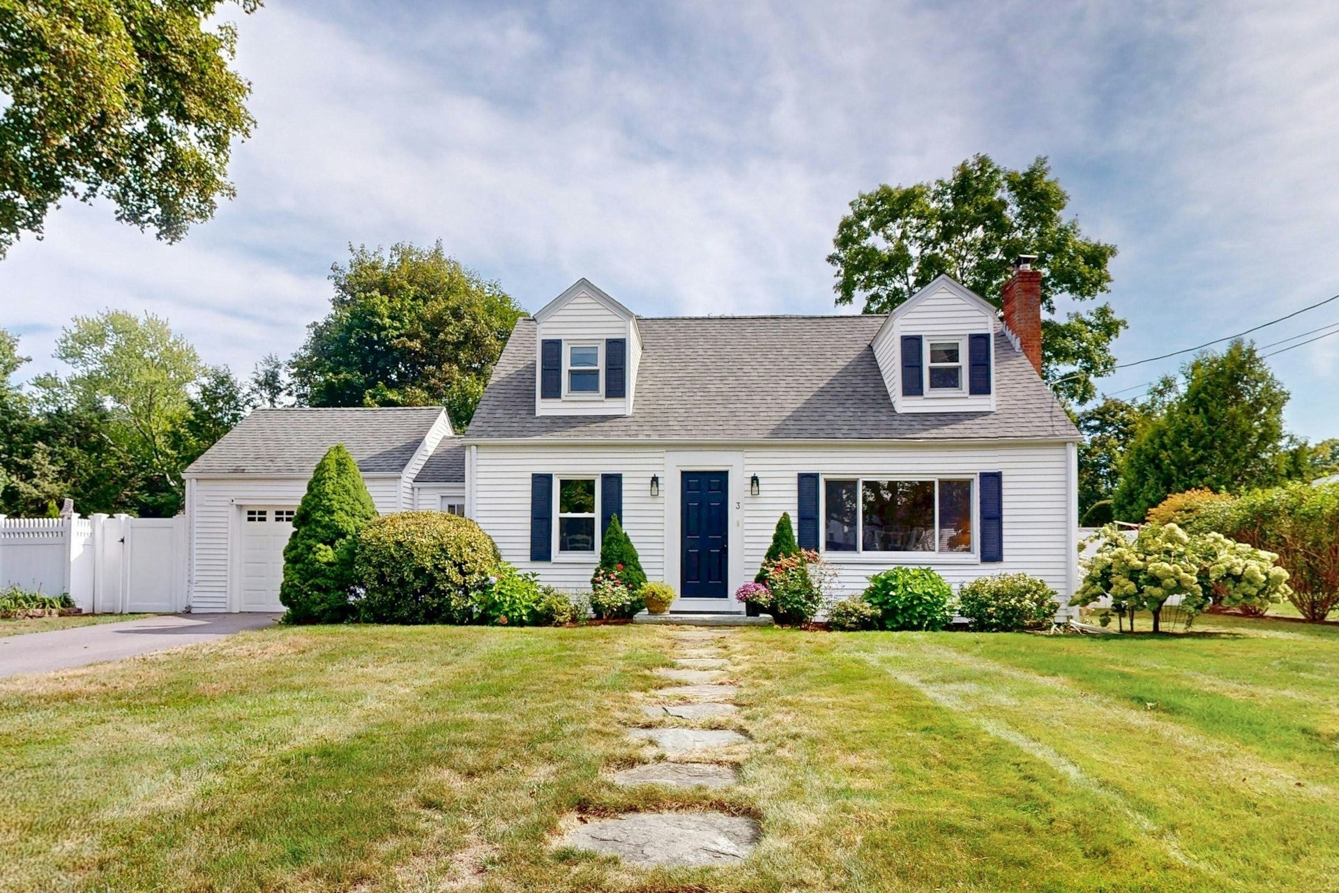 3 Remsen Ave, Medfield, MA, 3 Remsen Ave, Medfield, MA Photo #2