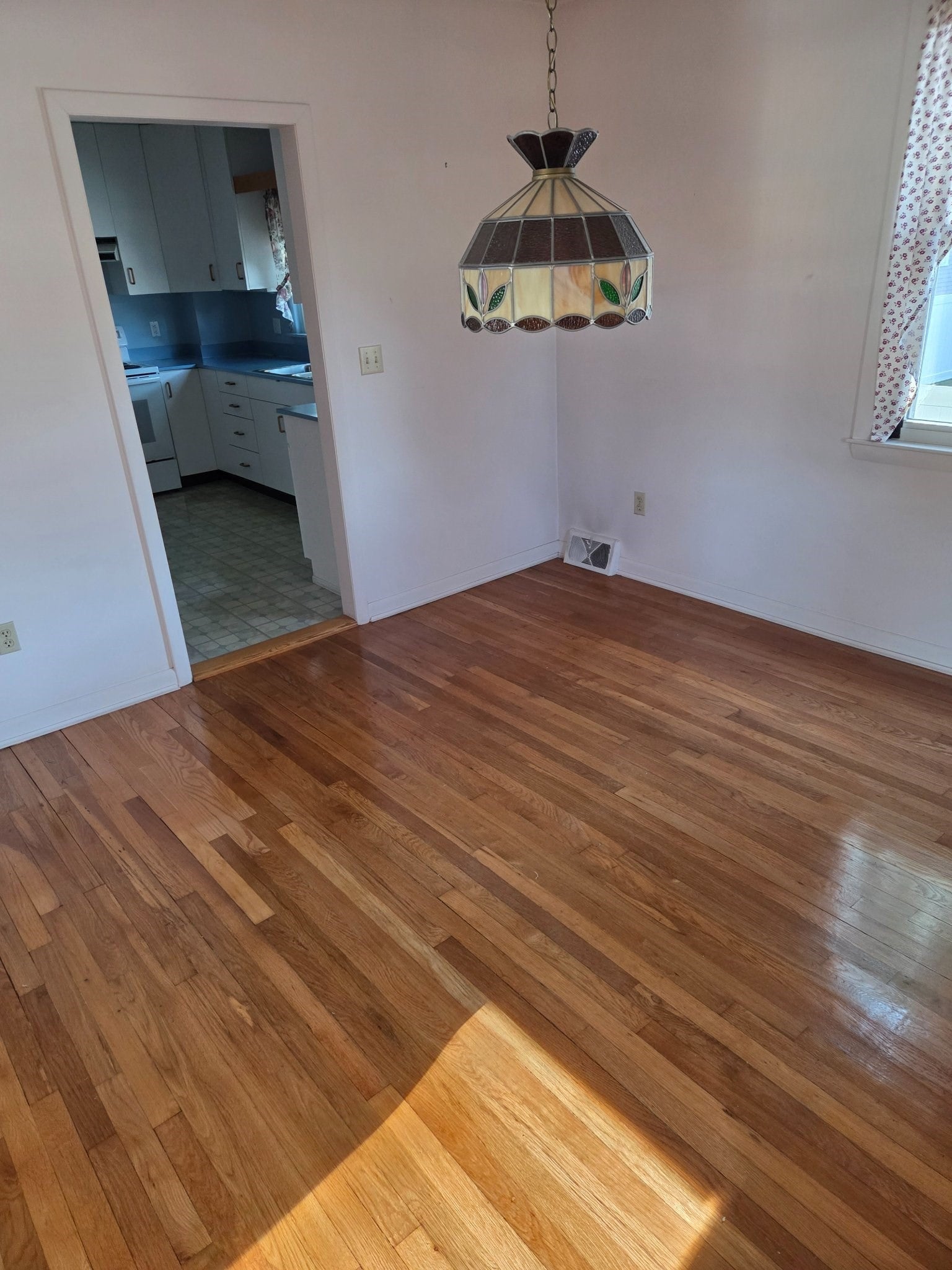3 Bellevue St, Fairhaven, MA Photo #13
