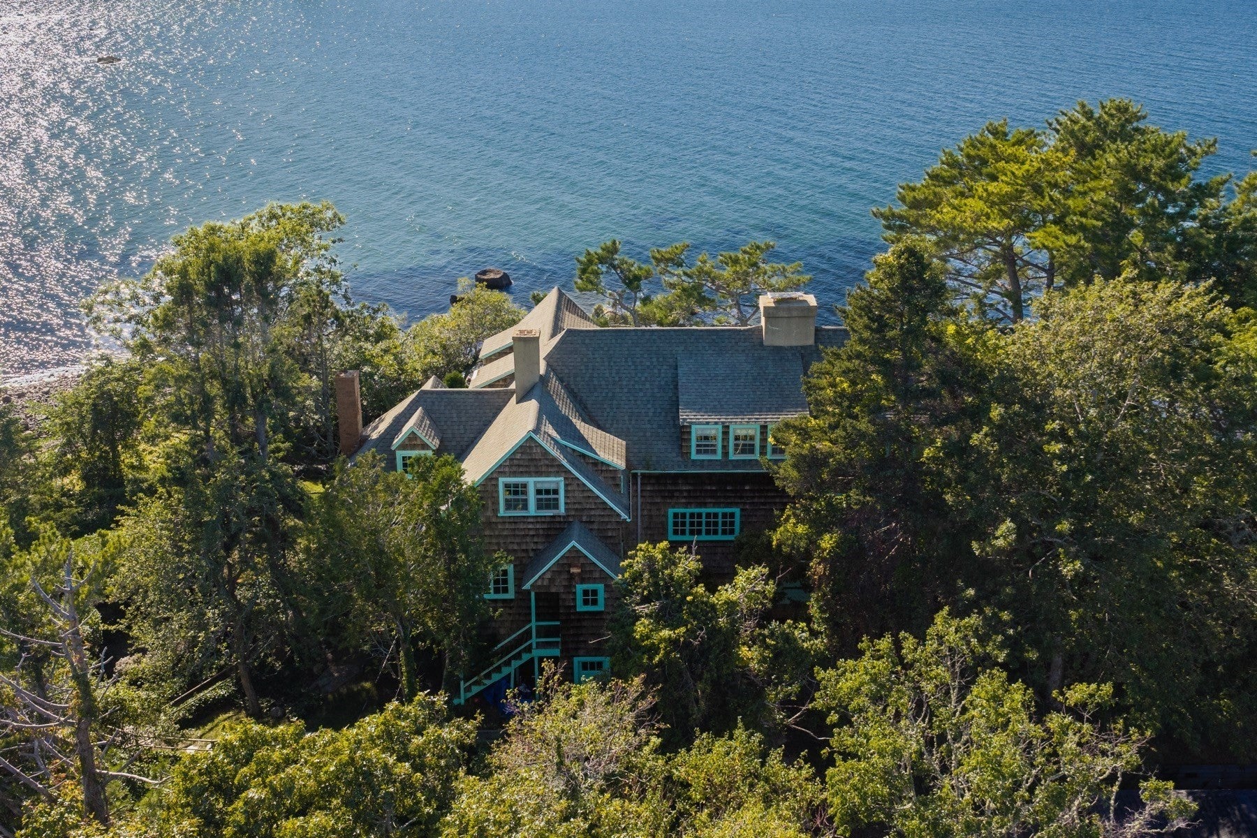 Photo of 46 Gardiner Rd, Falmouth, MA