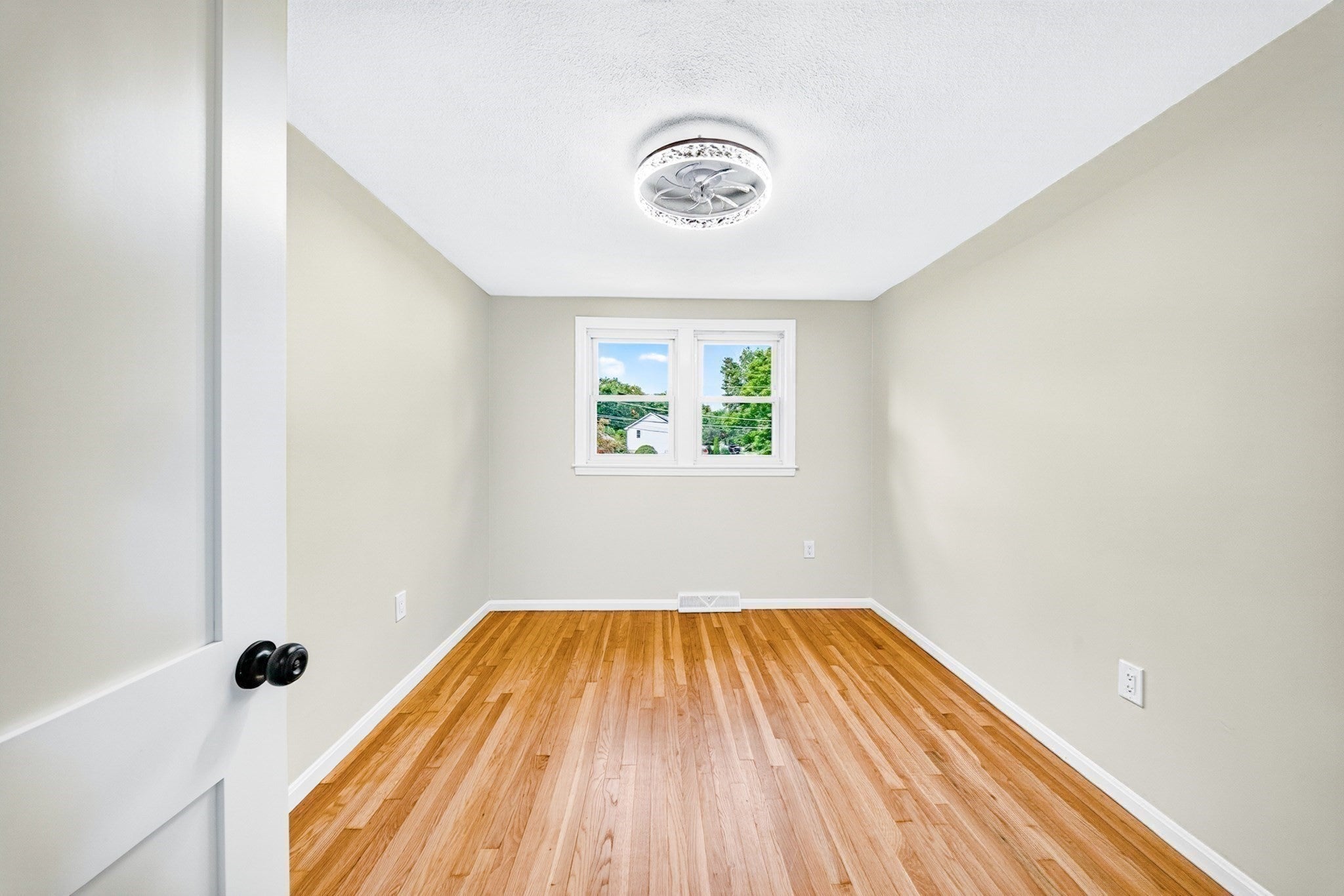 9 Valerie Ave, Billerica, MA, 9 Valerie Ave, Billerica, MA Photo #15
