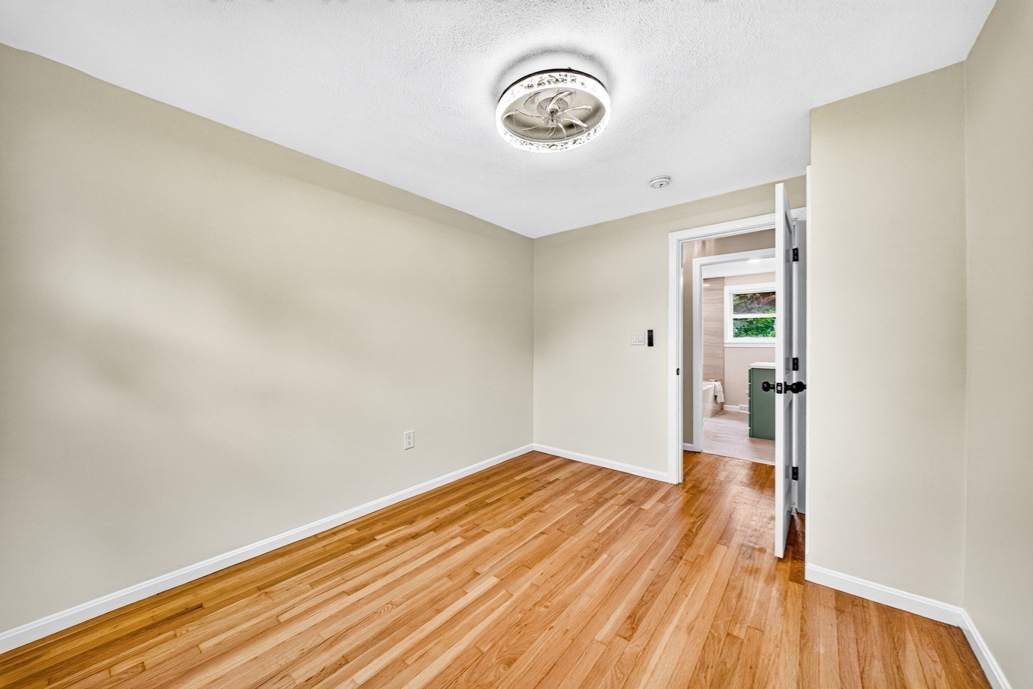9 Valerie Ave, Billerica, MA, 9 Valerie Ave, Billerica, MA Photo #16
