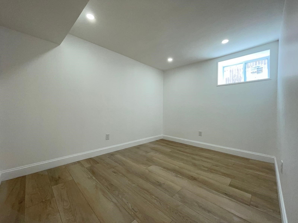 17 Sunnybank Ave, Rockland, MA Photo #38