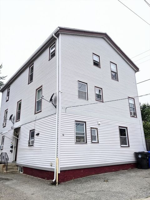 Triplex in Central Falls RI 58 Perry St.jpg