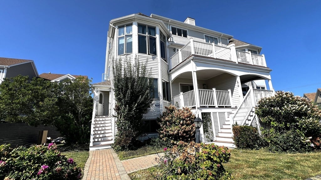 Photo of 170 Cliff Ave, Winthrop, MA