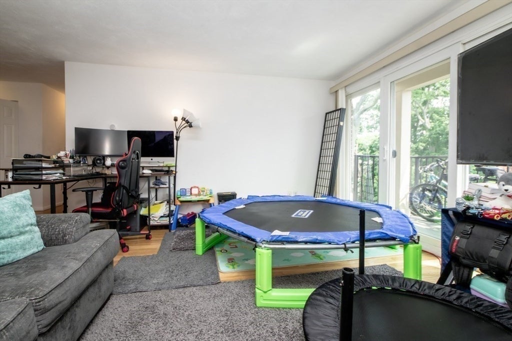 245 Lafayette St #2D, Salem, MA, 245 Lafayette St #2D, Salem, MA Photo #11