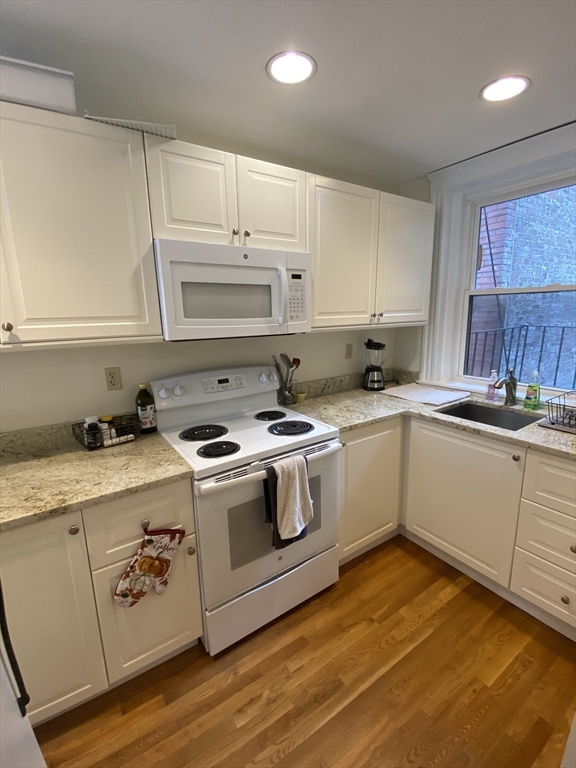 451 Park Drive #3B, Boston, MA Photo #4