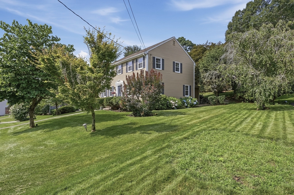 12 Heritage Drive