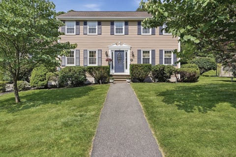 Photo of 12 Heritage Drive, Woburn, MA 01801 (MLS # 73554960)