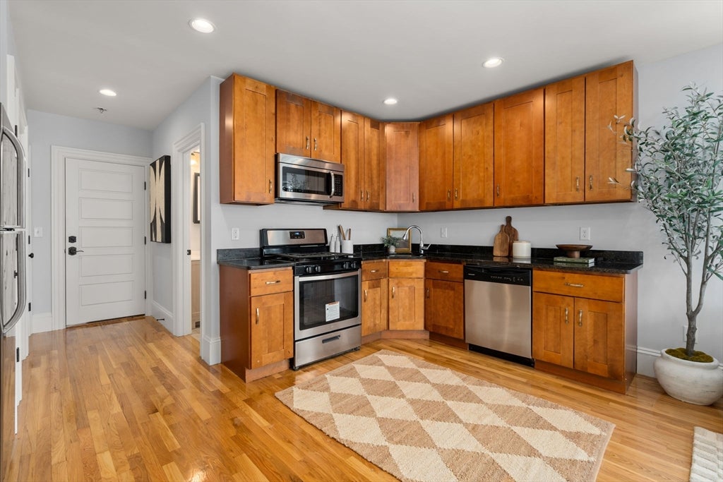 84 Linden 2