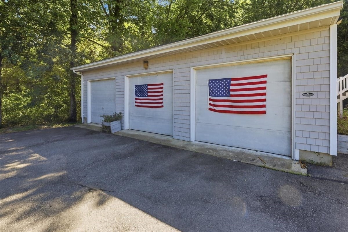 770 Old Warren Rd, Swansea, MA, 770 Old Warren Rd, Swansea, MA Photo #6