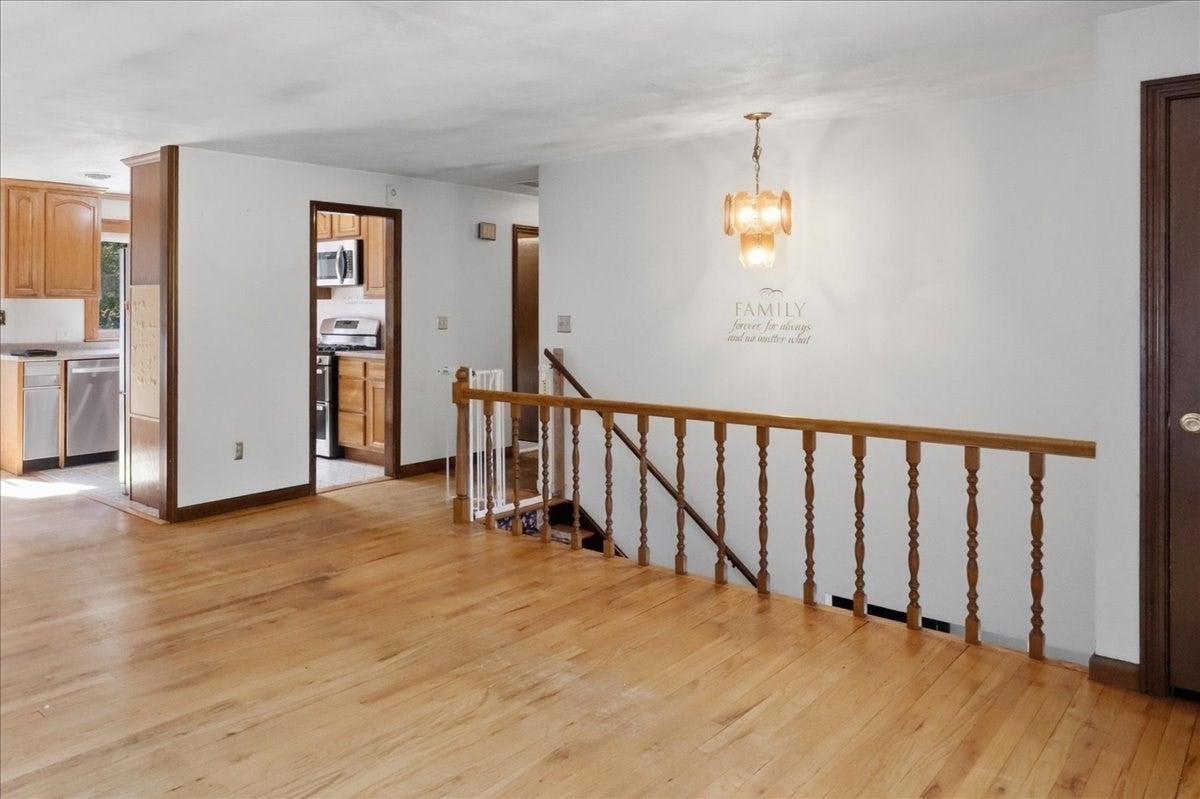 770 Old Warren Rd, Swansea, MA, 770 Old Warren Rd, Swansea, MA Photo #25