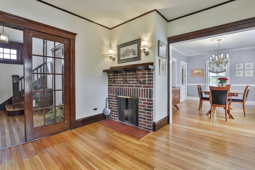 15 Crown St, Milton, MA Photo #8