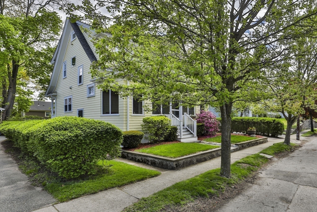 15 Crown St, Milton, MA Photo #33