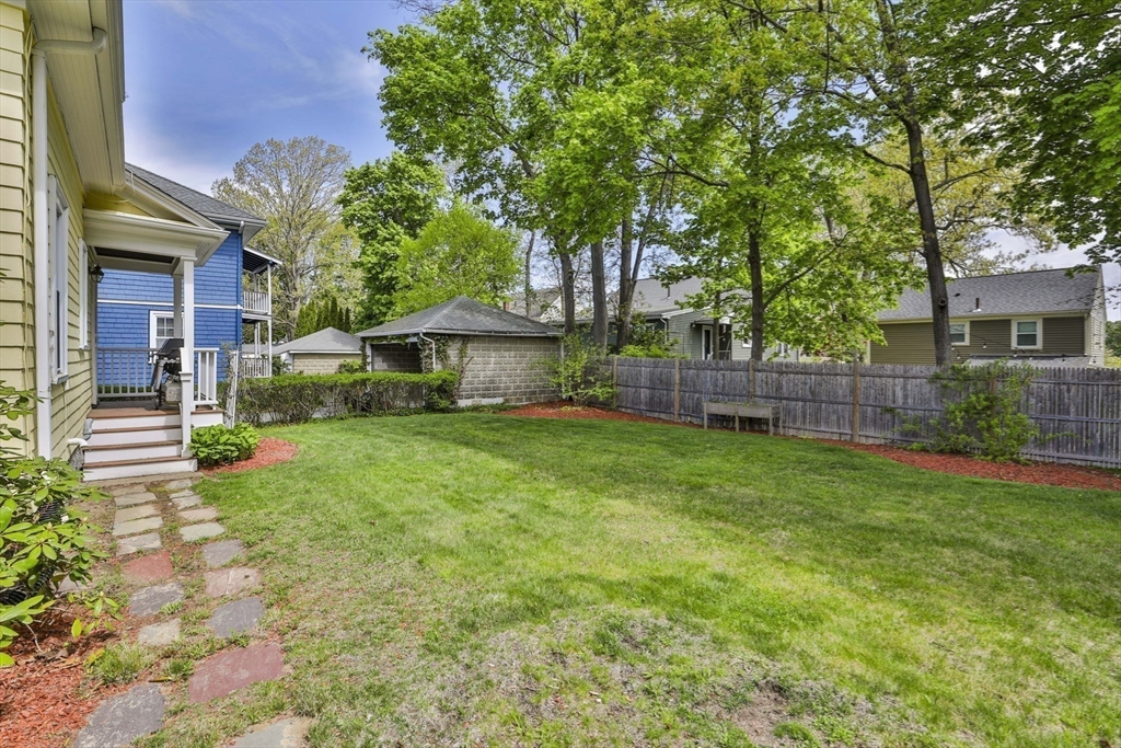 15 Crown St, Milton, MA Photo #35