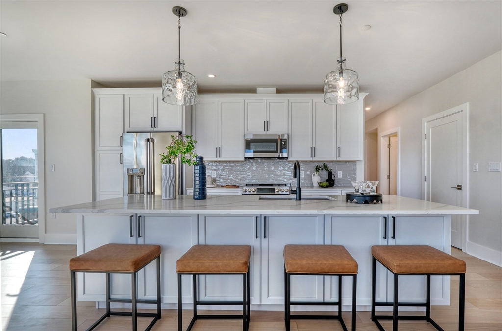 62 Foundry St 415
