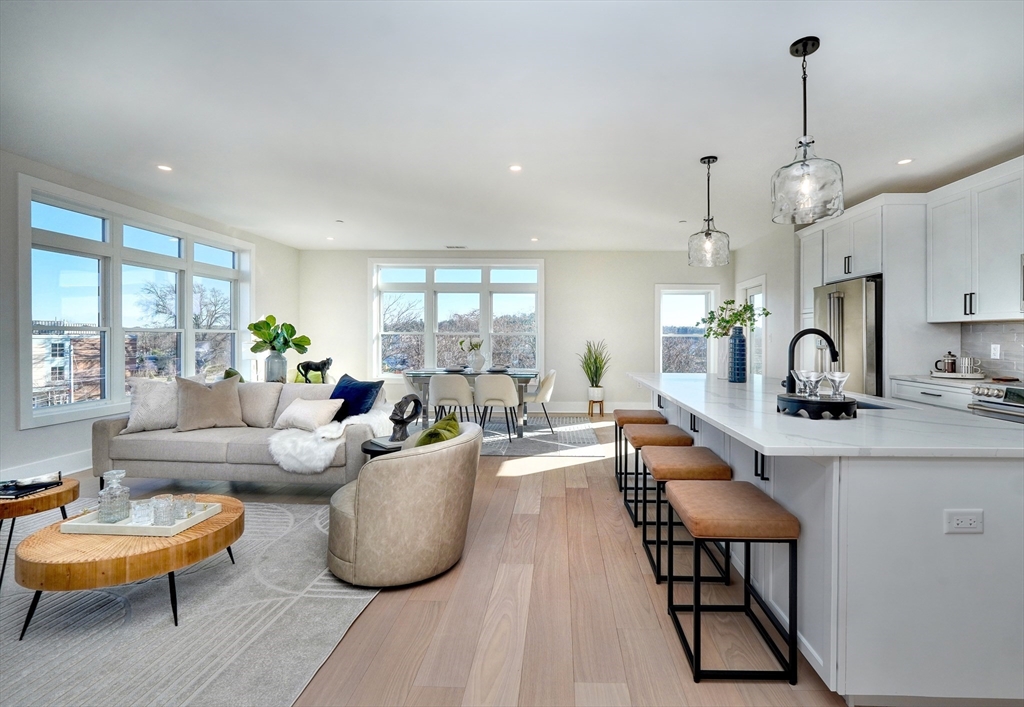 62 Foundry St 415