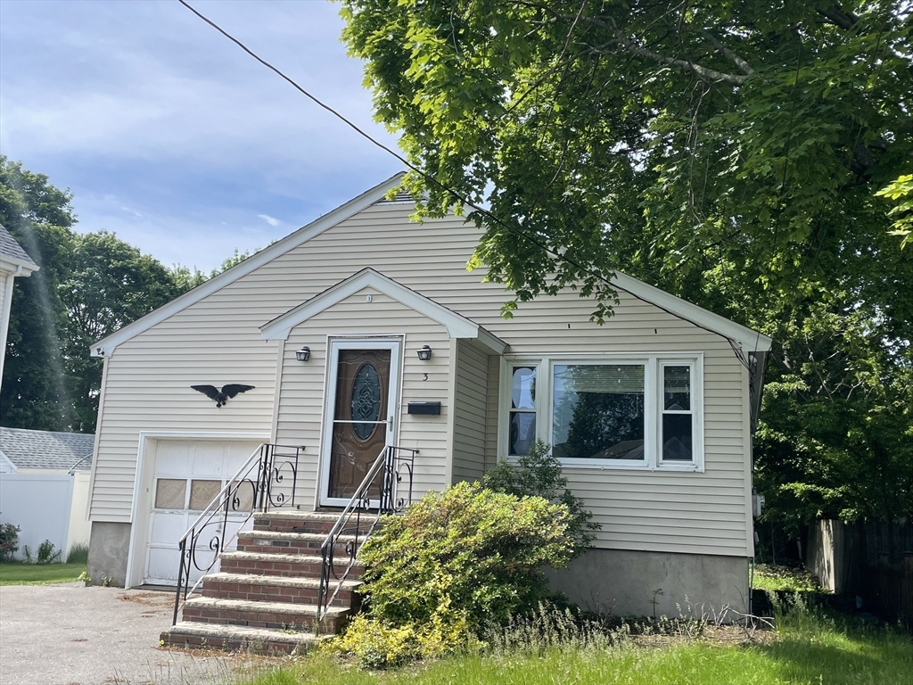 3 Coolidge Ave
