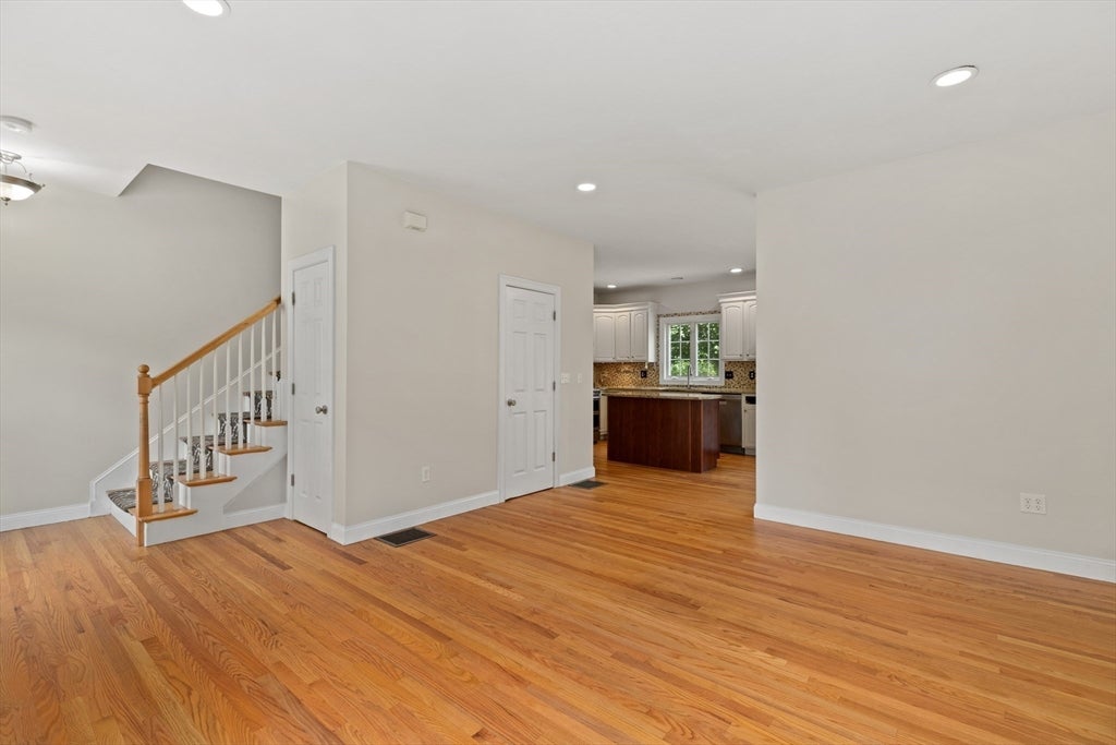 72 River St 72