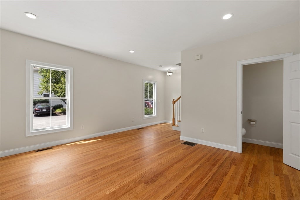 72 River St 72