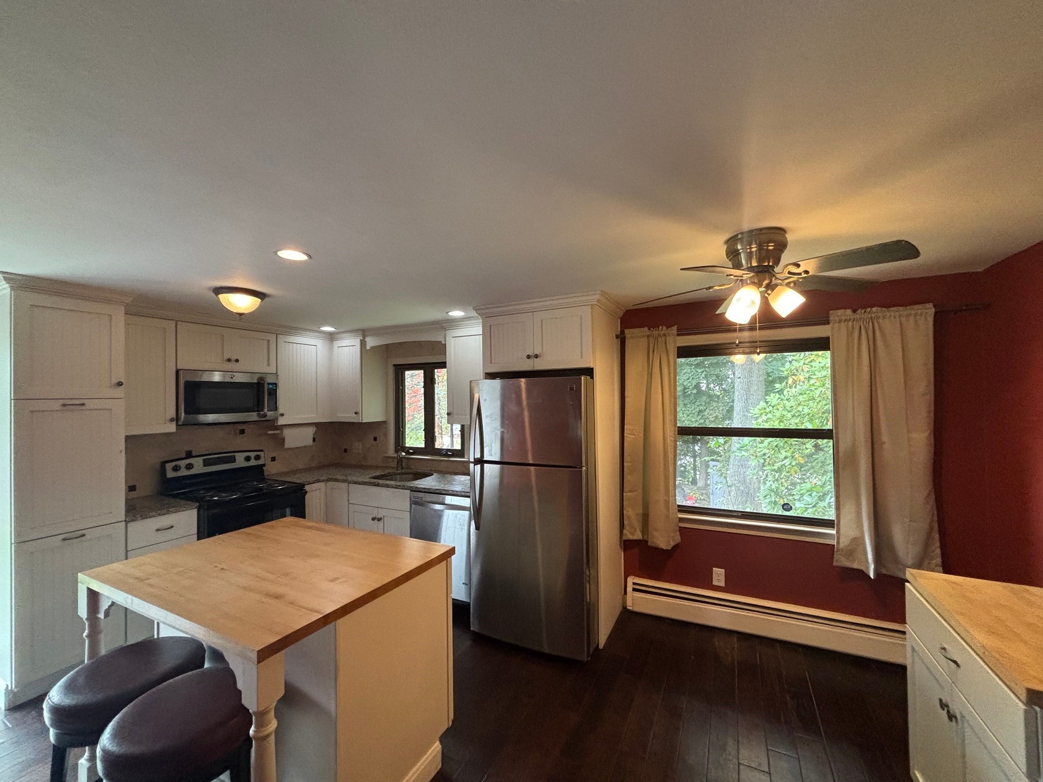 250 W Allen Ridge Rd, Springfield, MA, 250 W Allen Ridge Rd, Springfield, MA Photo #11