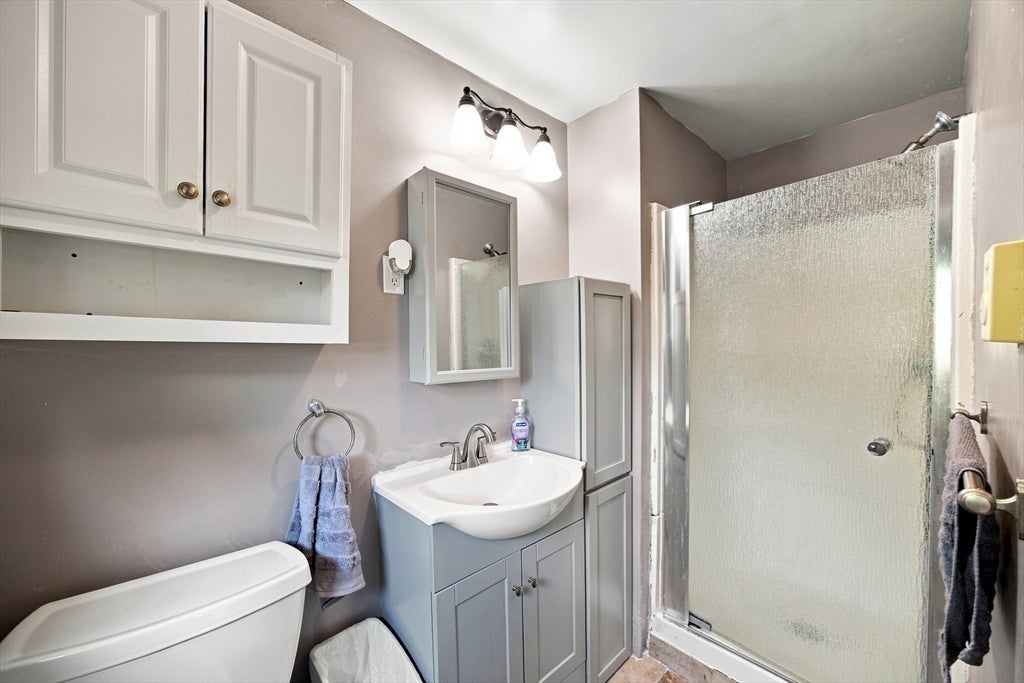 63 Martel Rd, Springfield, MA, 63 Martel Rd, Springfield, MA Photo #30
