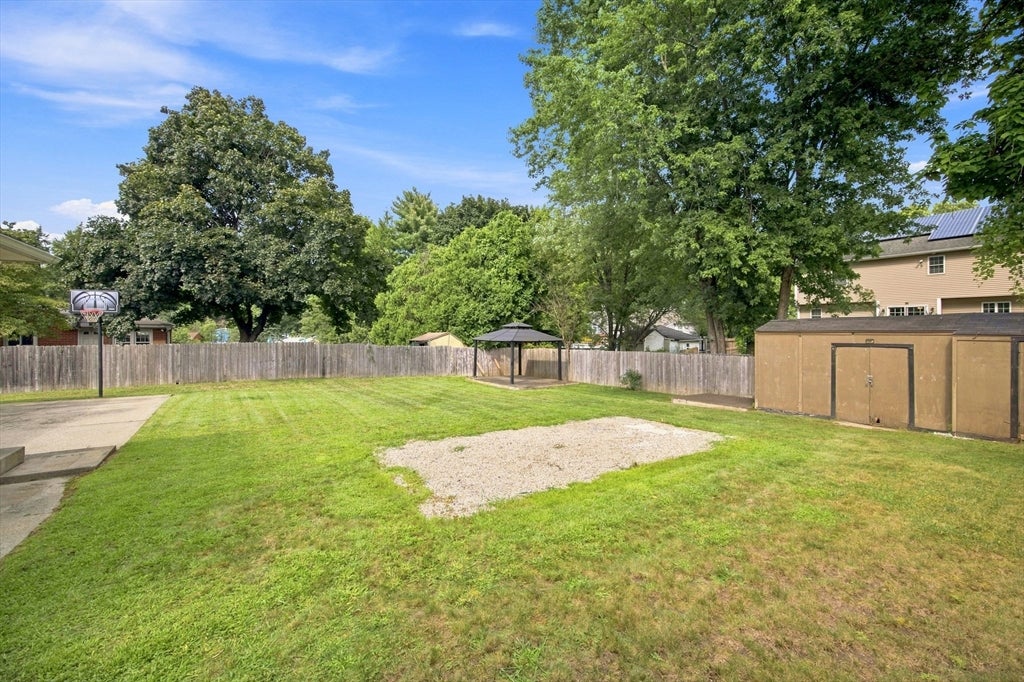 63 Martel Rd, Springfield, MA, 63 Martel Rd, Springfield, MA Photo #5