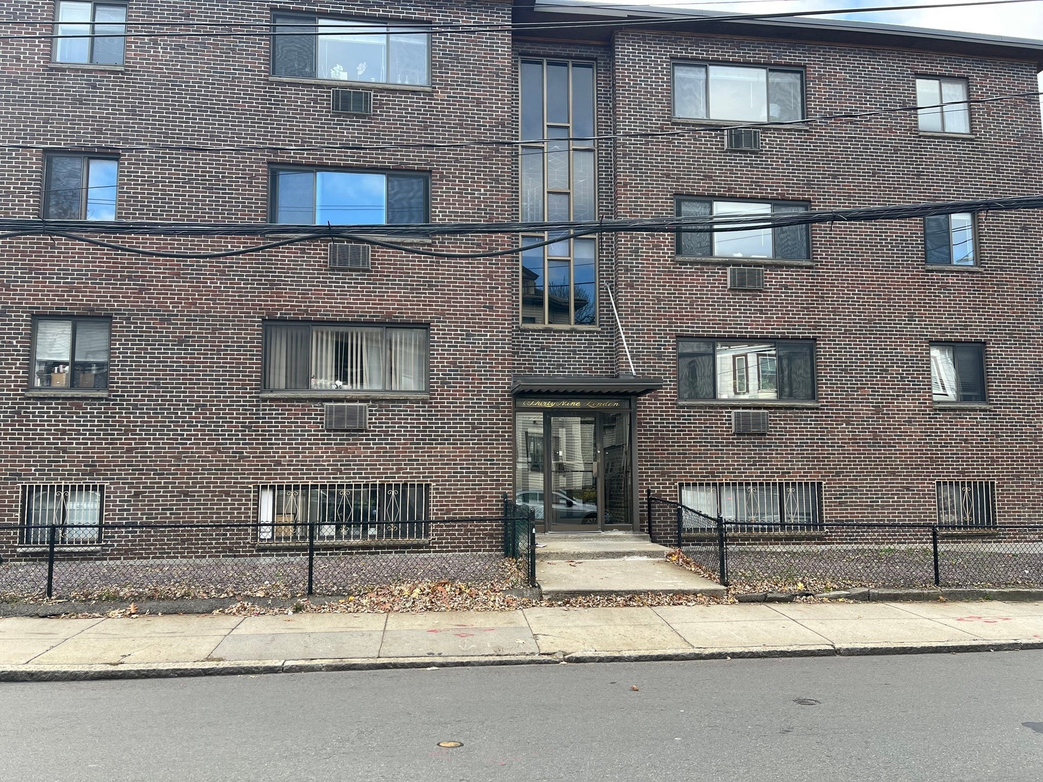 39 Linden St #12, Boston, MA Photo #1