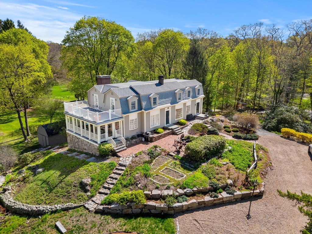 8 Preston Pl