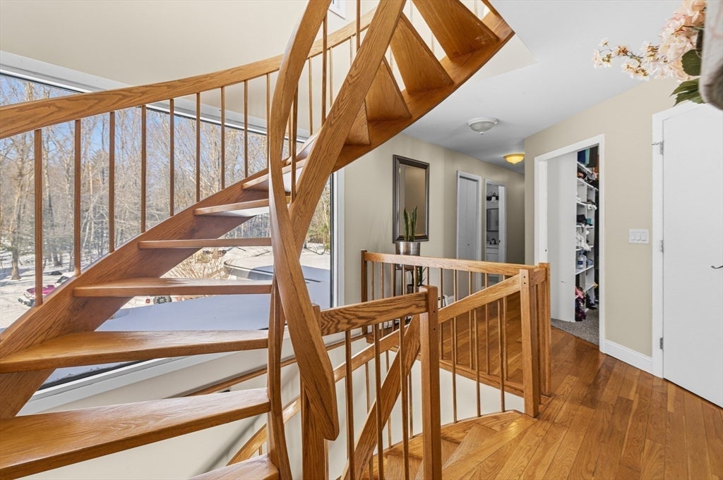 95 Ramshorn Rd, Dudley, MA, 01571, USA, 5 Bedrooms Bedrooms, ,6 BathroomsBathrooms,Residential,Active,95 Ramshorn Rd,73484414