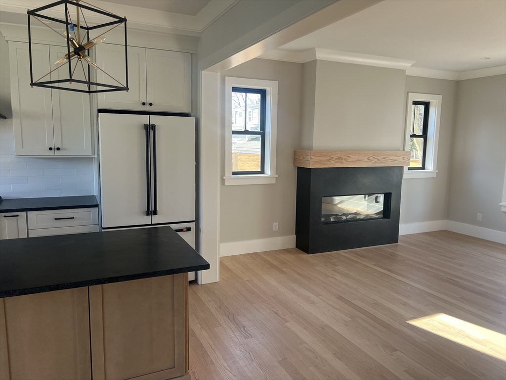 10 Webber Avenue 202